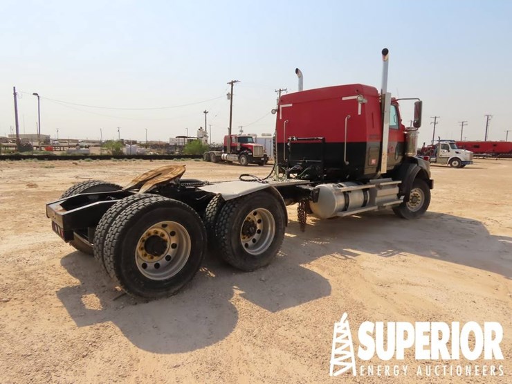 2014-western-star-4900-image-3