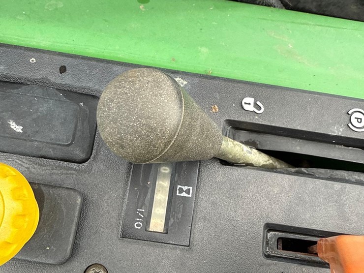 john-deere-f725-image-12