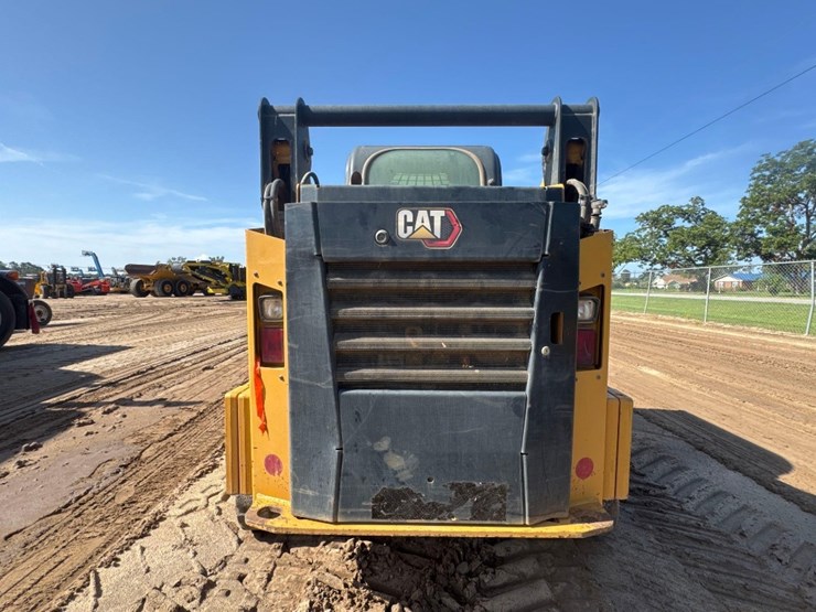2020-caterpillar-259d3-image-6