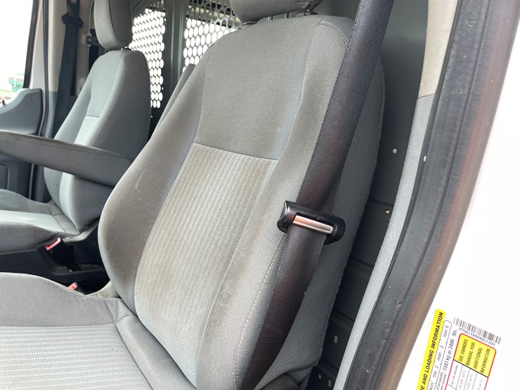 2015-ford-transit-image-68