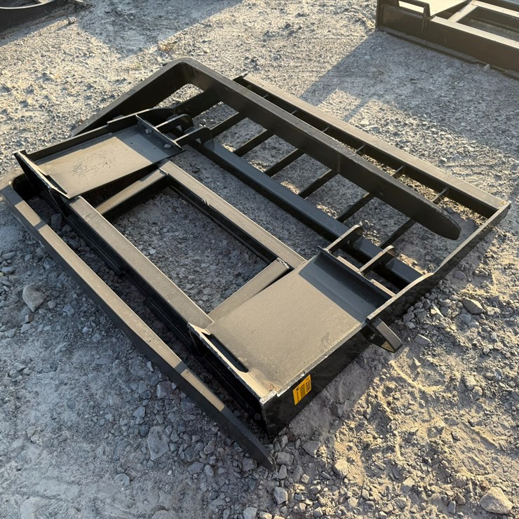 #2069 • Unused 58" Skid Steer Forks Inv#: 25096