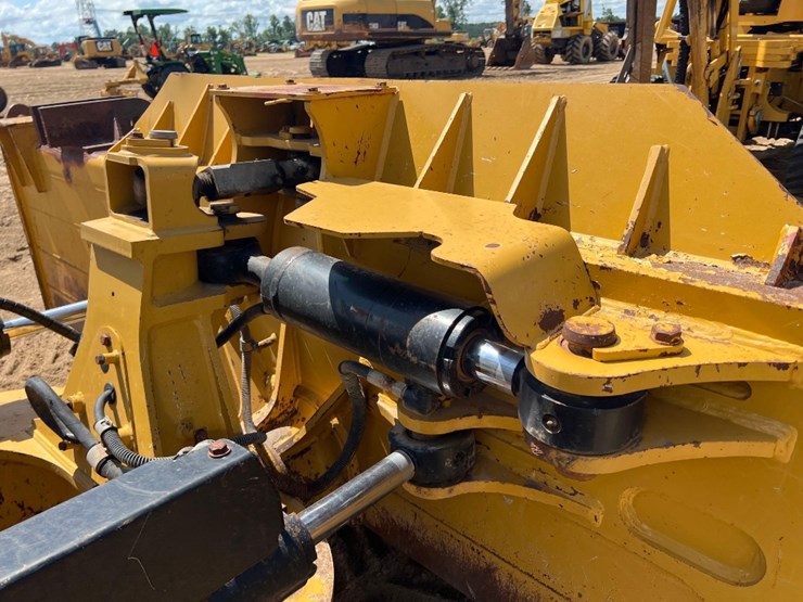 2019-caterpillar-d6n-lgp-image-19