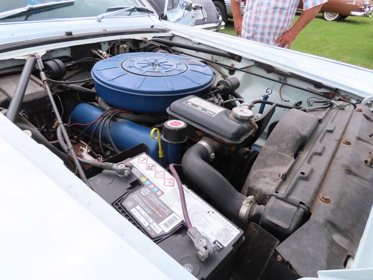 1967-lincoln-continental-convertible-image-15