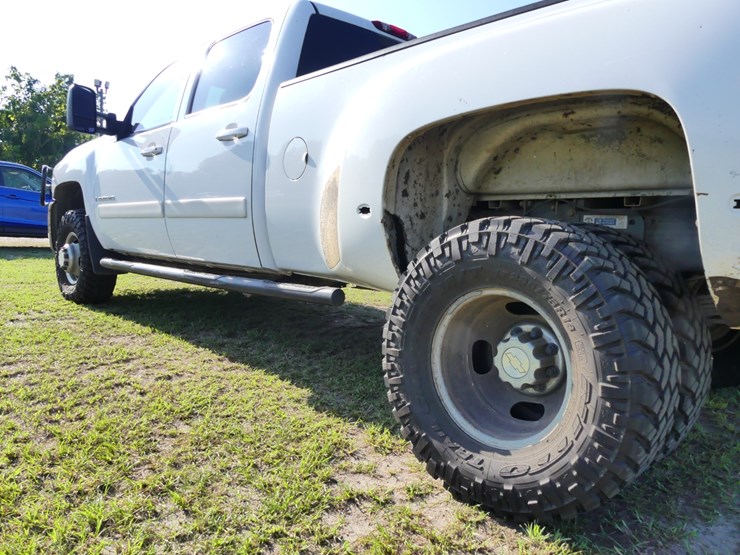 2007-chevrolet-3500-image-8