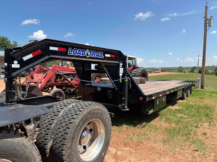 2023-load-trail-trailer-image-1