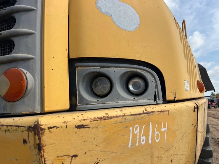 2001-volvo-a35d-image-9