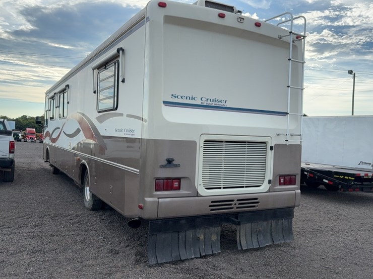 #3003-•-1996-freightliner-scenic-cruiser-38'-motor-home-image-15