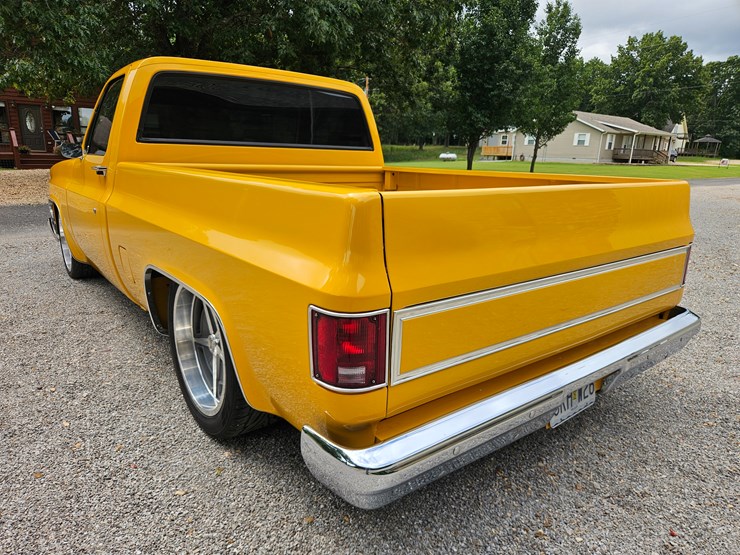1984-chevrolet-c10-image-17
