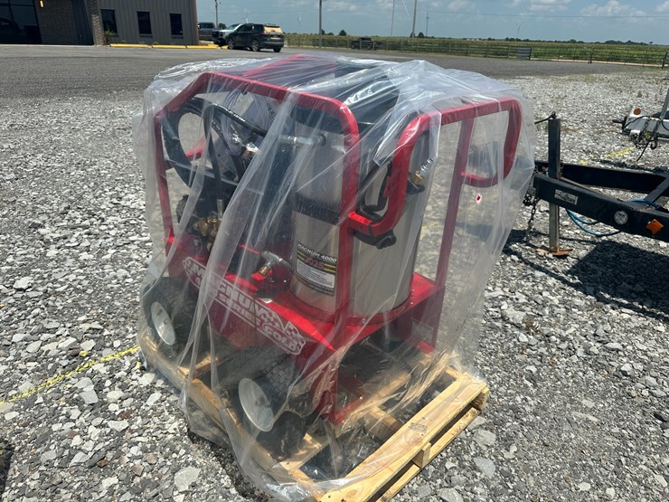 #1-•-unused-magnum-4000-series-hot-water-pressure-washer-2528126-inv#:-24638-image-4
