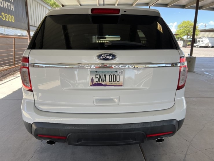 2013-ford-explorer-image-6