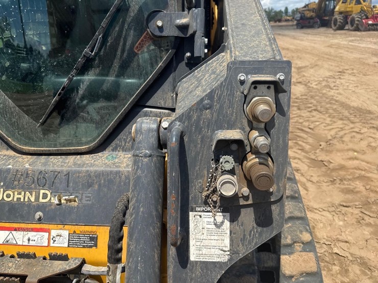 2023-deere-317g-image-19