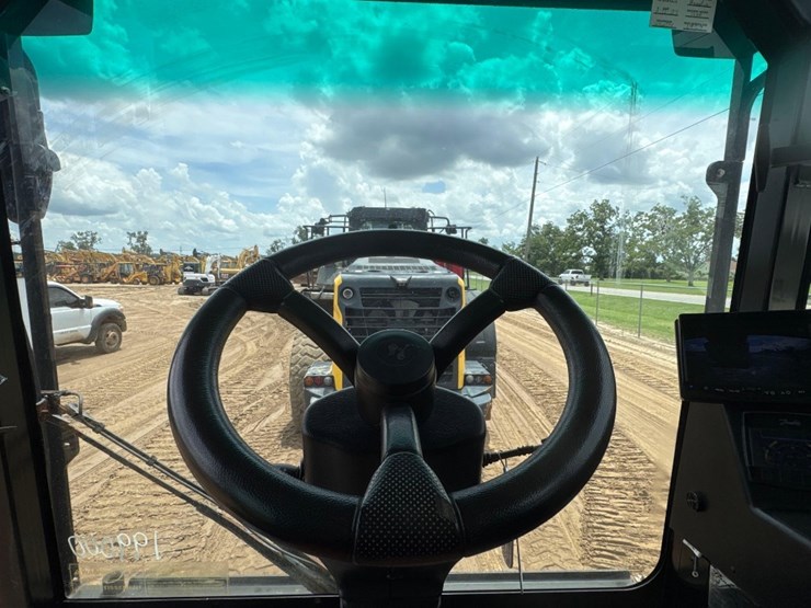 2019-prinoth-panther-t14r-image-21