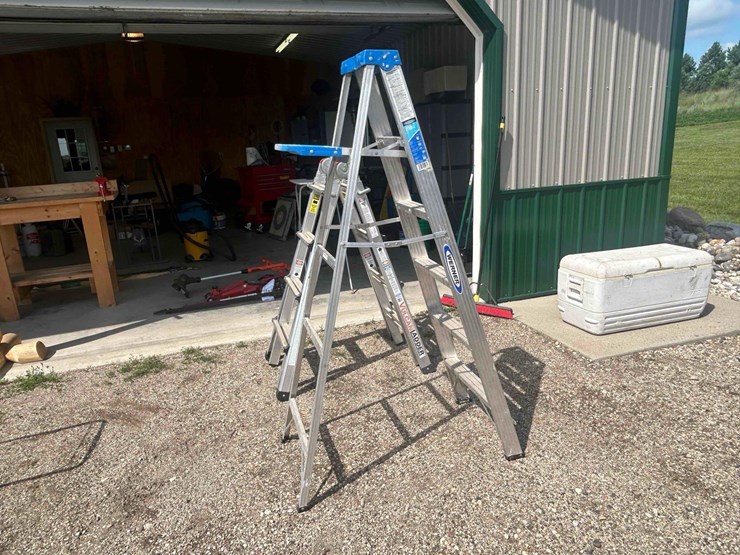 aluminum-ladders-image-10