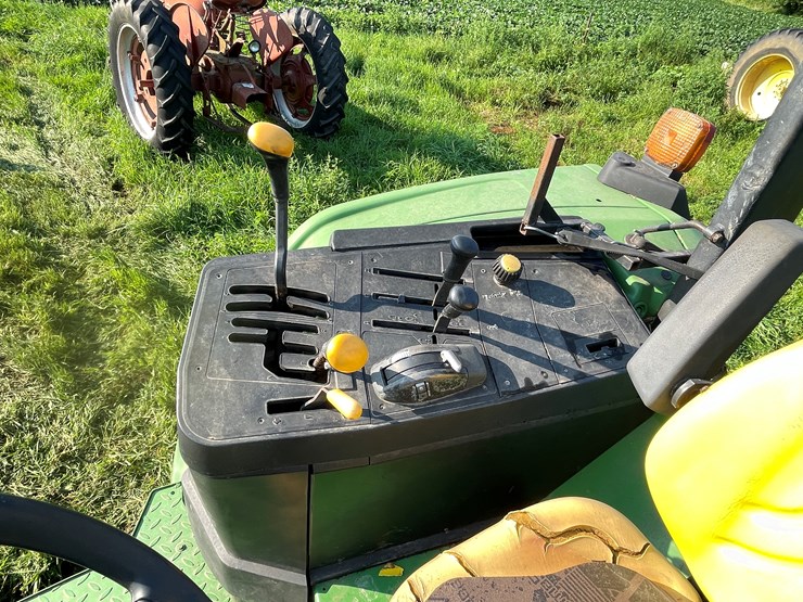 john-deere-6405-image-21