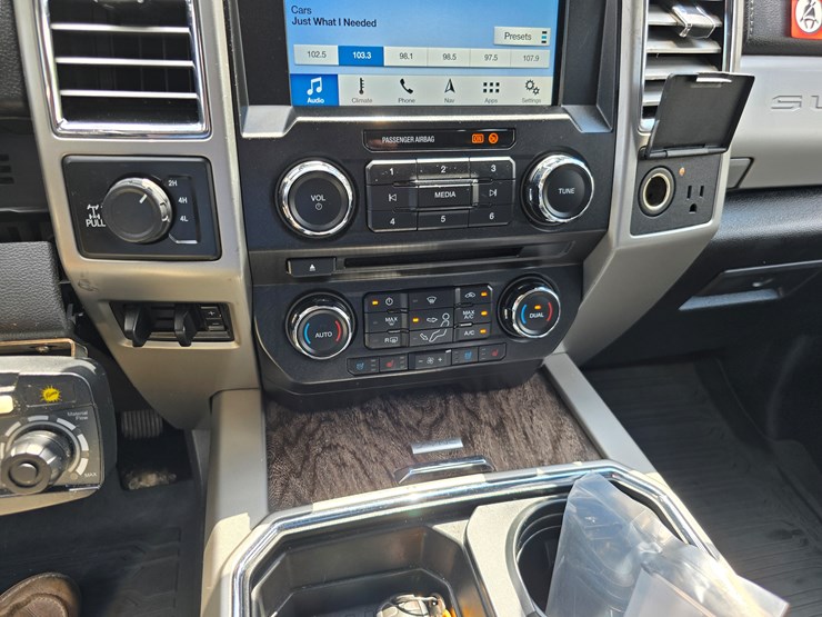 2017-ford-f350-image-75