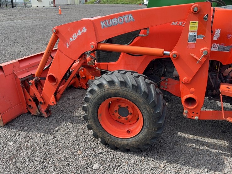 kubota-mx5100-image-15