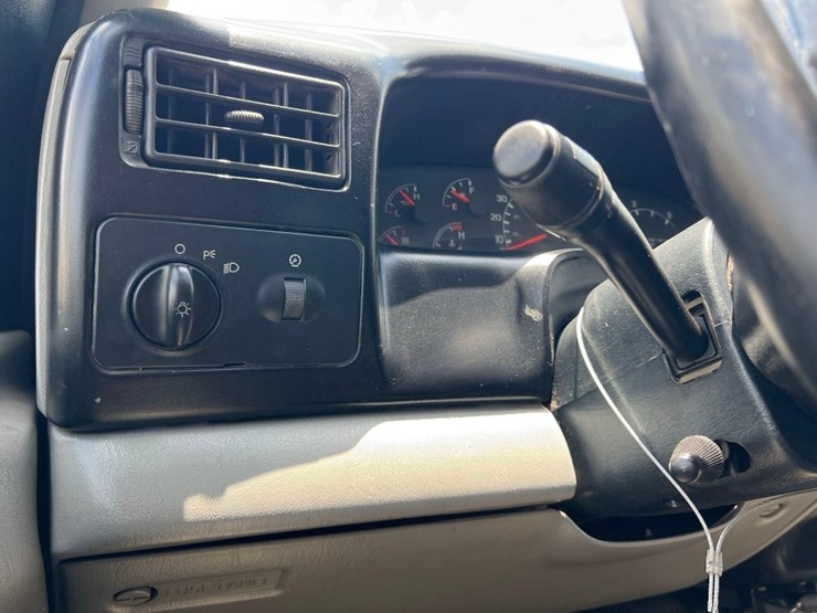 2007-ford-f750-xl-image-30