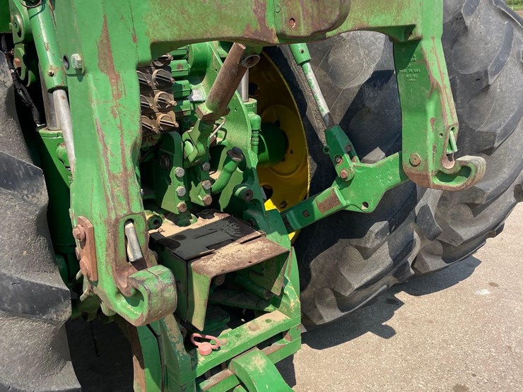john-deere-8400-image-7
