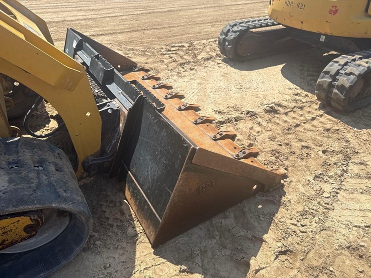 caterpillar-299d3-image-21
