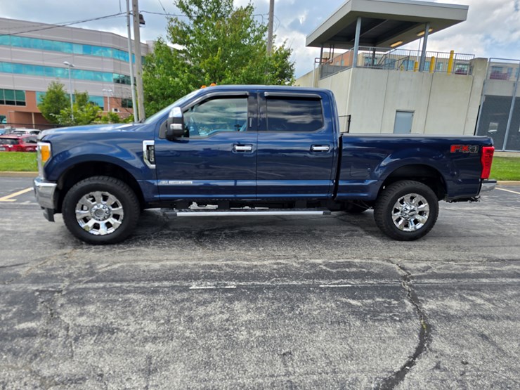 2017-ford-f350-image-8