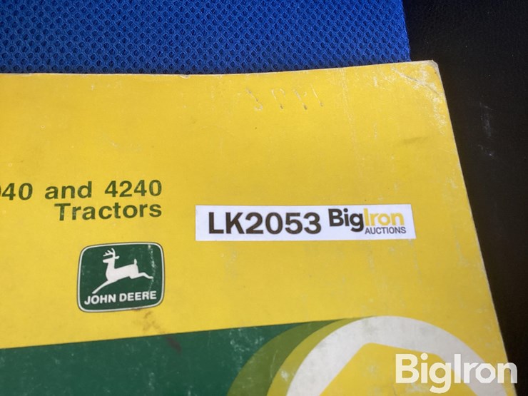 john-deere-4040-&-4240-operator’s-manual-image-3