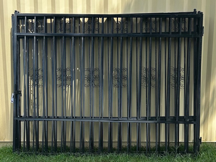 #161-•-20ft-bi-parting-wrought-iron-gate-image-1
