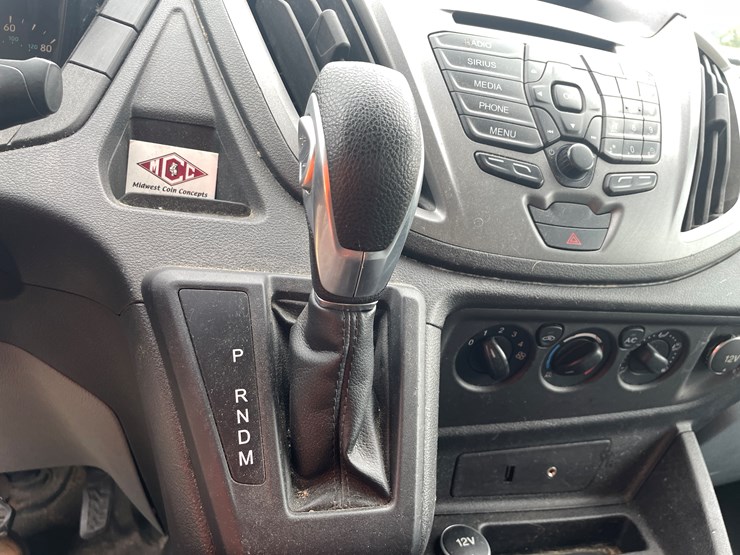 2015-ford-transit-image-74