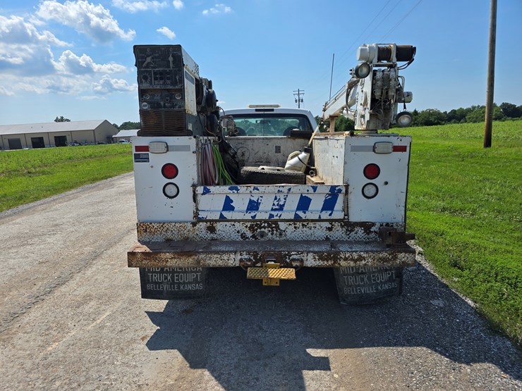 2008-ford-f350-image-24