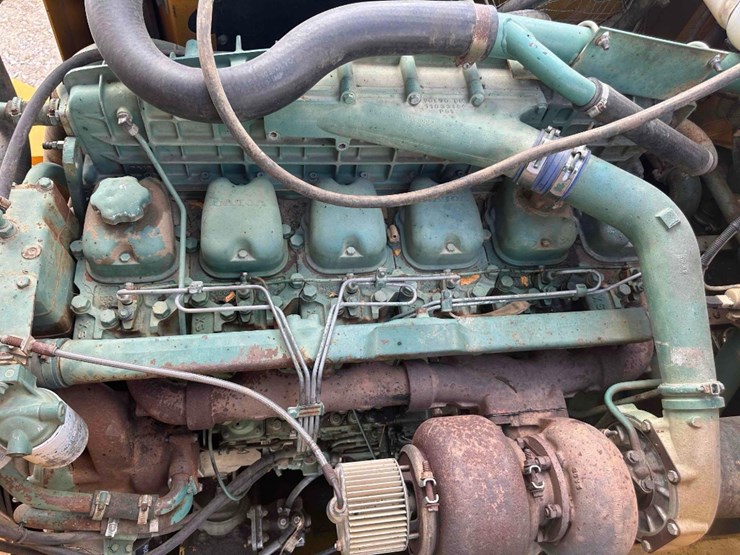 1998-volvo-a40-image-40