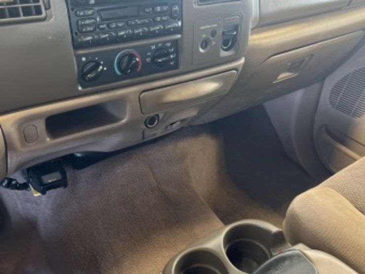 2003-ford-f250-image-17