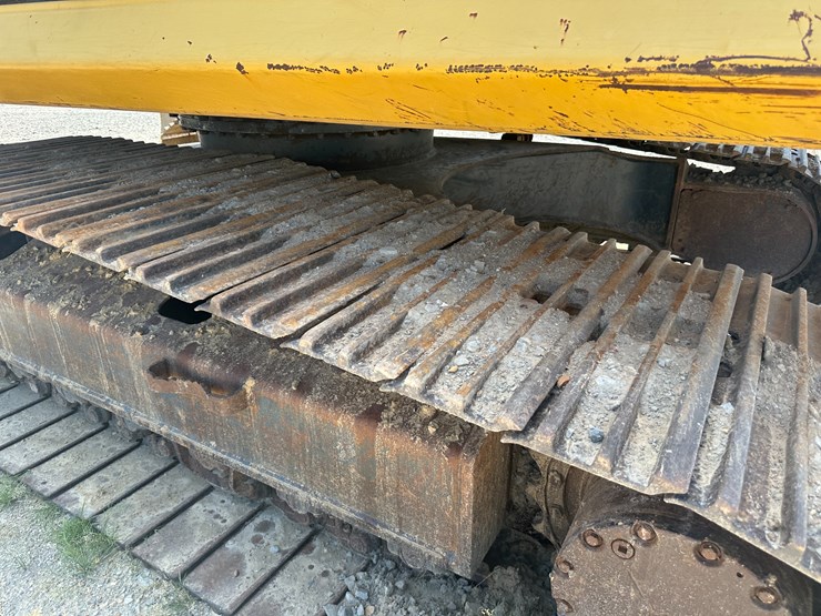 komatsu-pc200-image-5