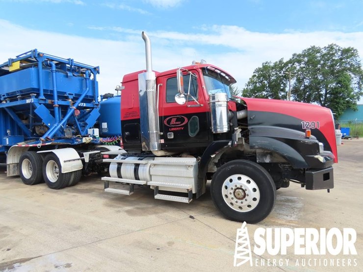 2013-western-star-4900-image-3