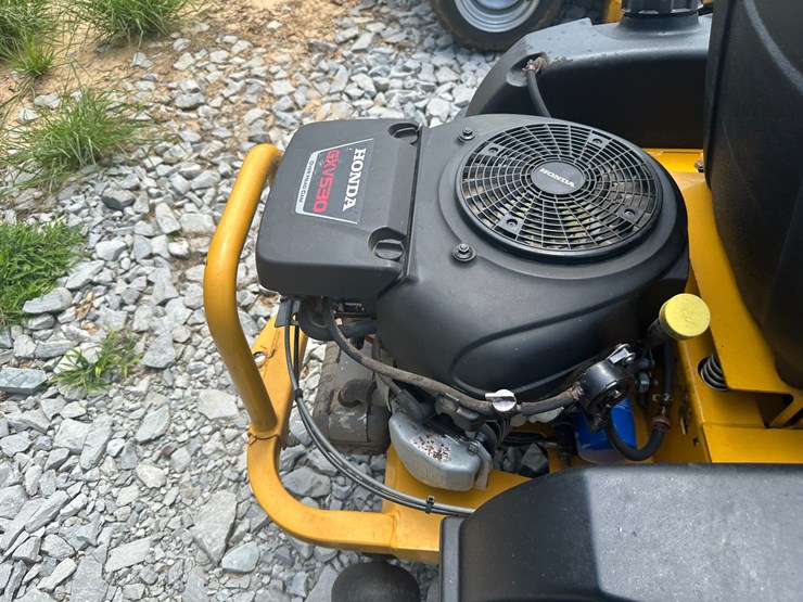 #16-•-hustler-sport-zero-turn-mower-09091313-inv#:-25451-image-23