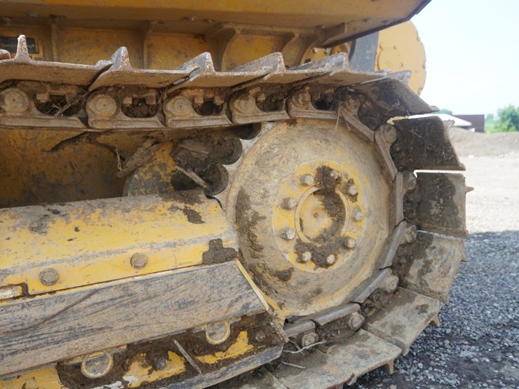 2017-deere-550k-image-39