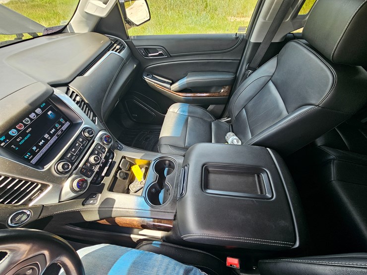 2018-chevrolet-tahoe-image-44