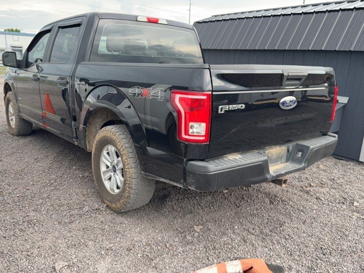2017-ford-f150-image-10