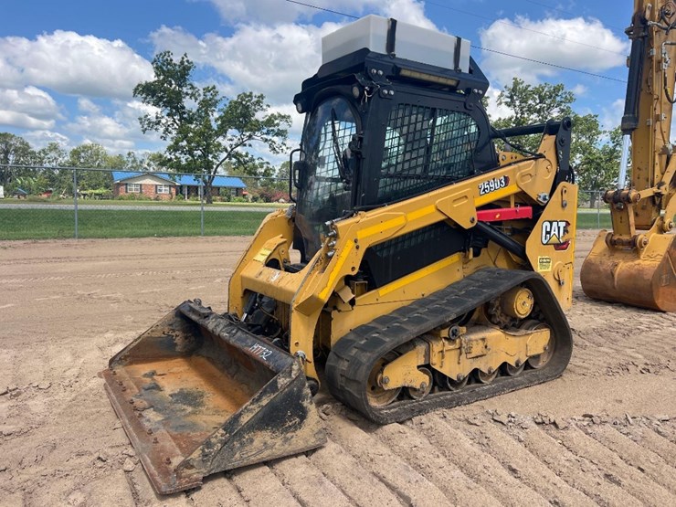 2021-caterpillar-259d3-image-8