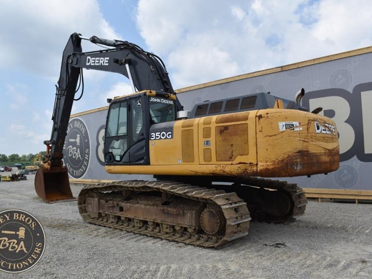 2013-deere-350g-lc-image-3