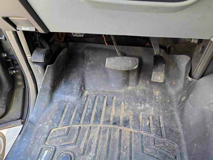 2015-ford-f350-image-66