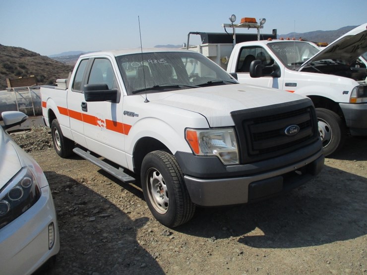 2013-ford-f150-xl-image-2