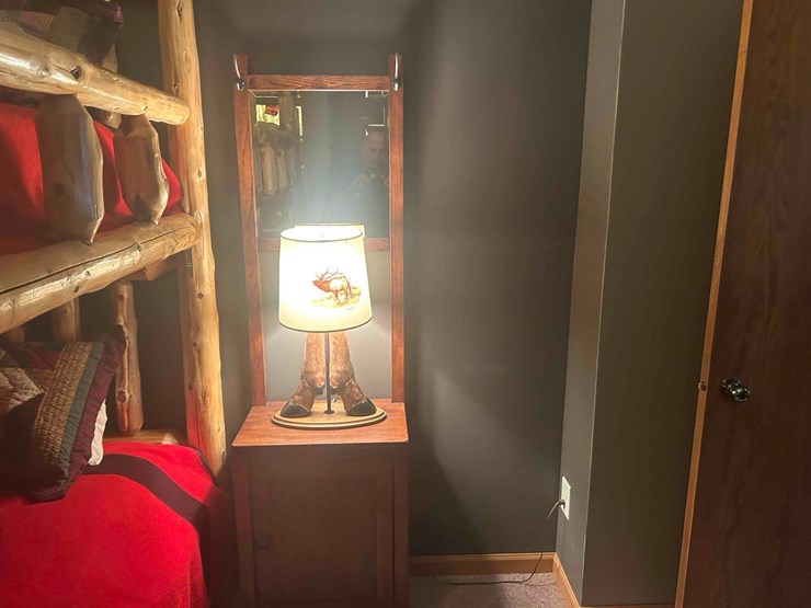 antique-entry-stand-image-2
