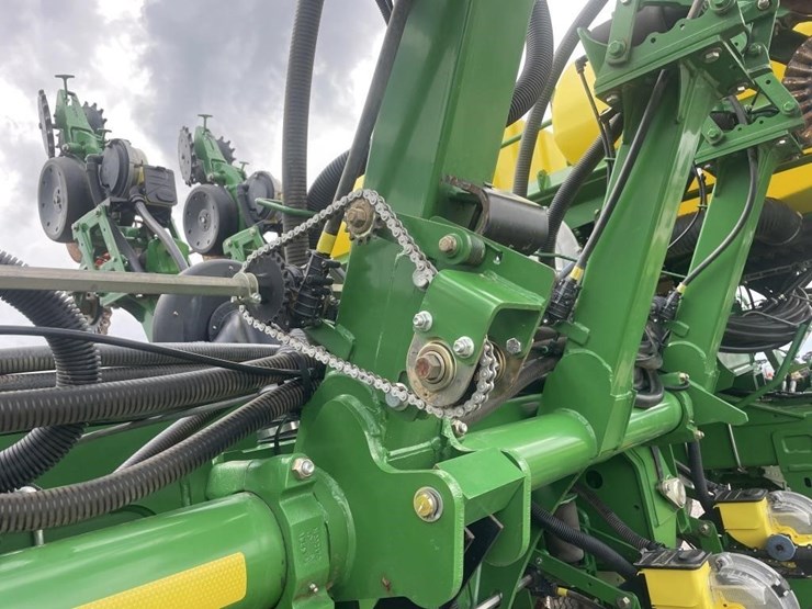 2012-john-deere-1790-image-13