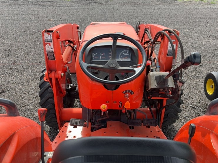 kubota-mx5100-image-14