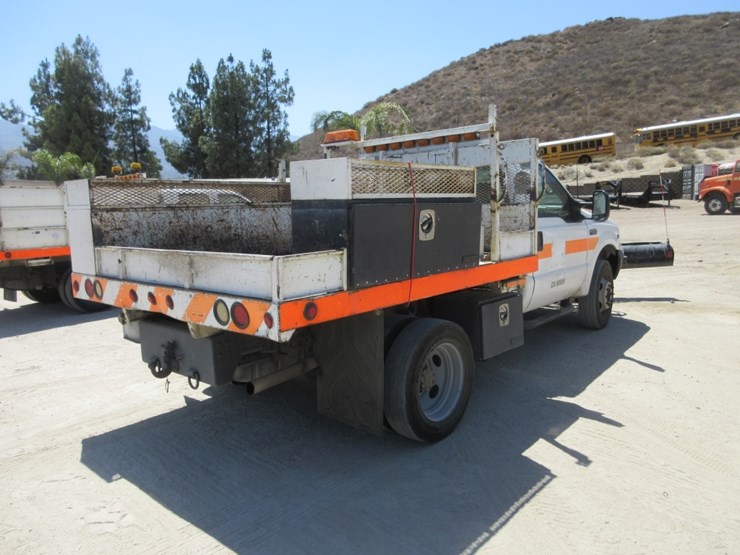 2002-ford-f550-sd-image-3