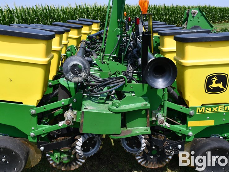 2013-john-deere-1760-image-19