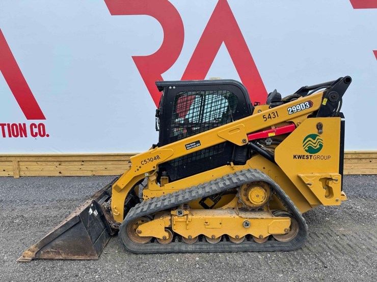 2022-caterpillar-299d3-image-1