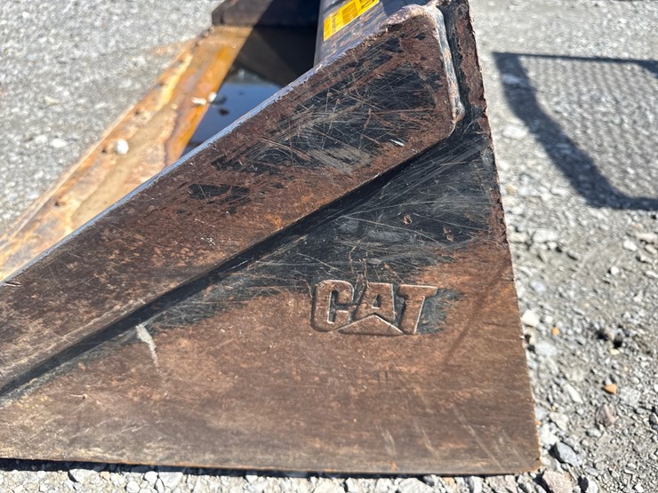 #2046-•-7’-skid-steer-smooth-blade-bucket-x019905inv#:-23790-image-5