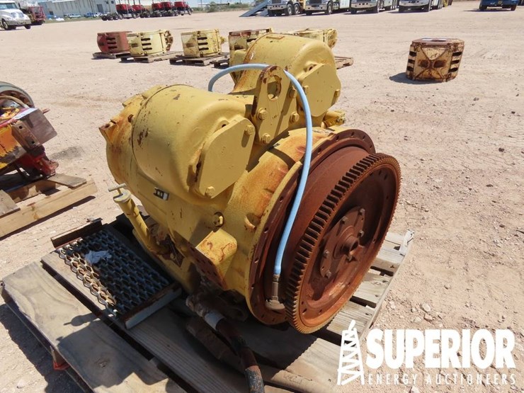 (5-191)-cat-725-transmission,-s/n-ddb00315,-&-gear-image-2