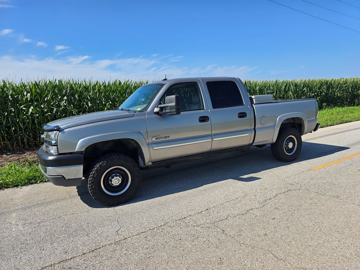 2003-chevrolet-2500-image-6