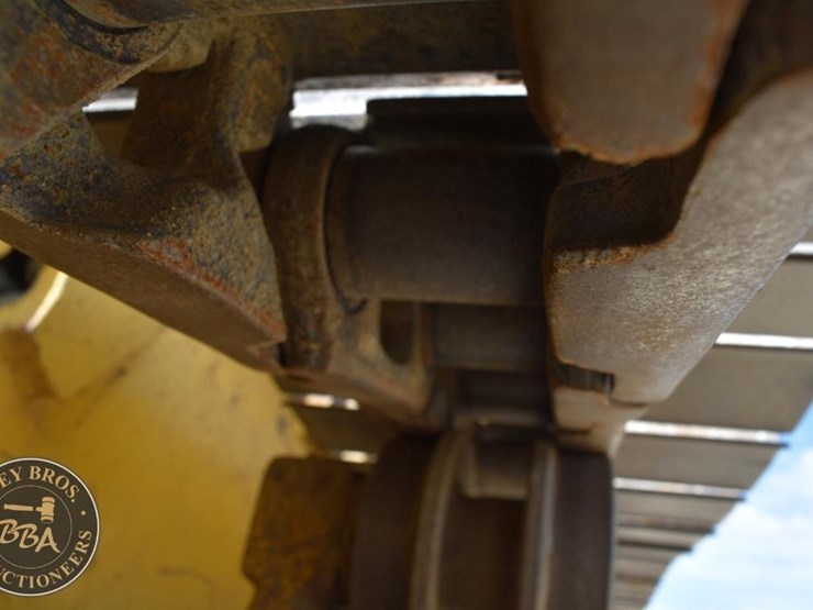 2014-komatsu-d51exi-22-image-47